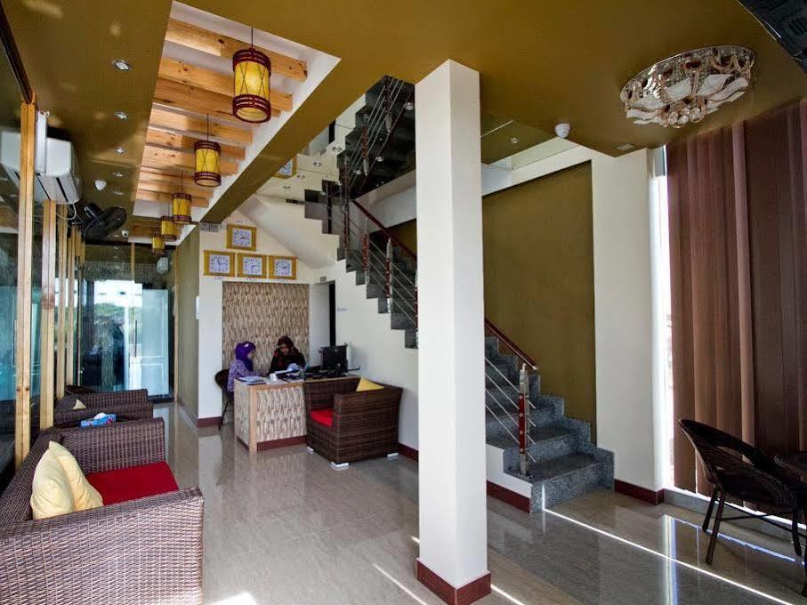 Clear Sky Inn Хулхумале Екстериор снимка