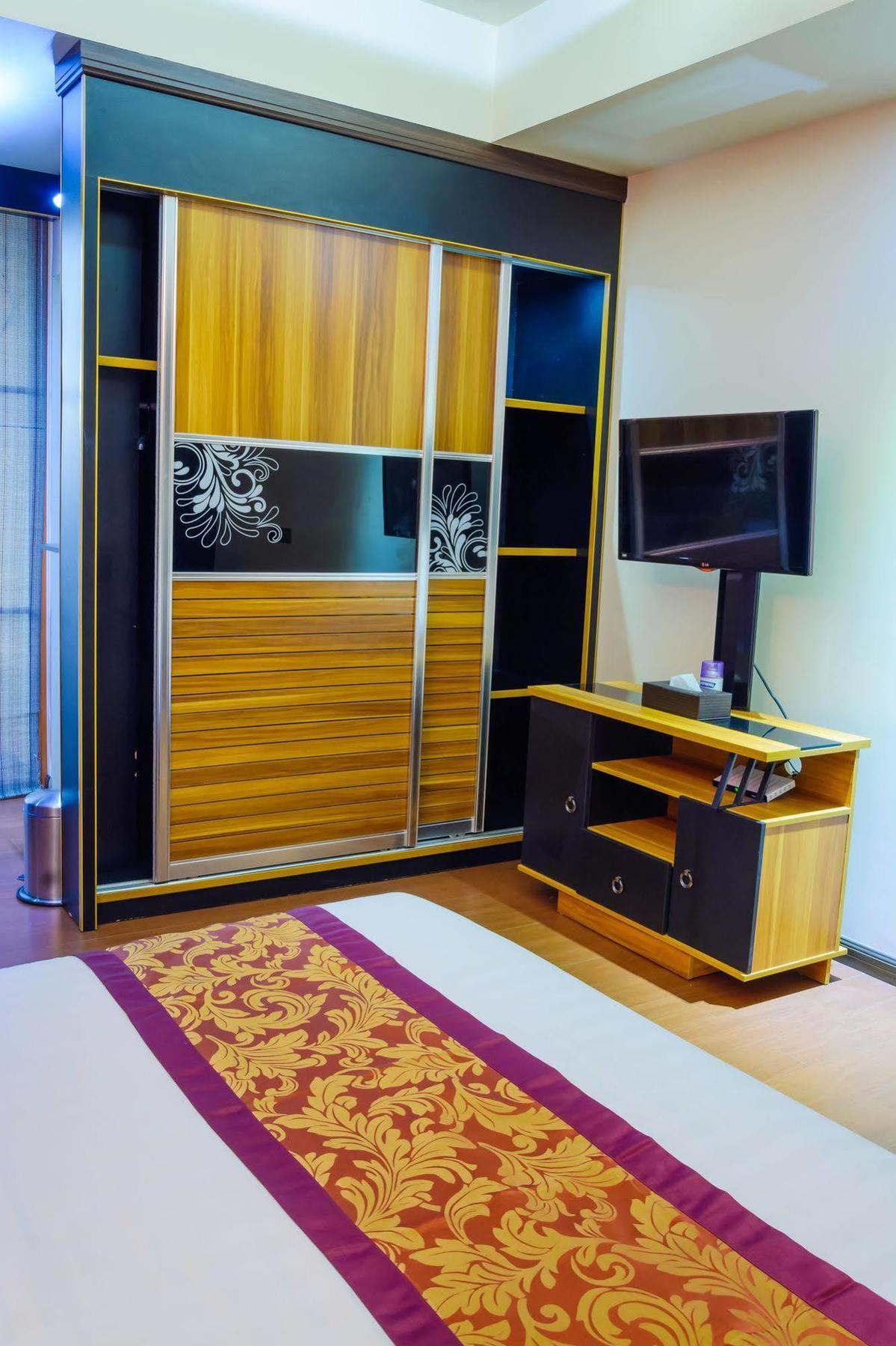 Clear Sky Inn Хулхумале Екстериор снимка